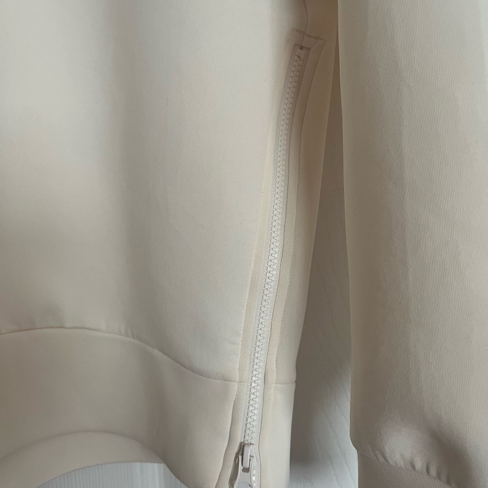 Uniqlo Cream matte Sweatshirt with Side Zipper - Picture 5 of 6